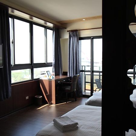 Lu Fang View Bed & Breakfast Donggang Exterior photo
