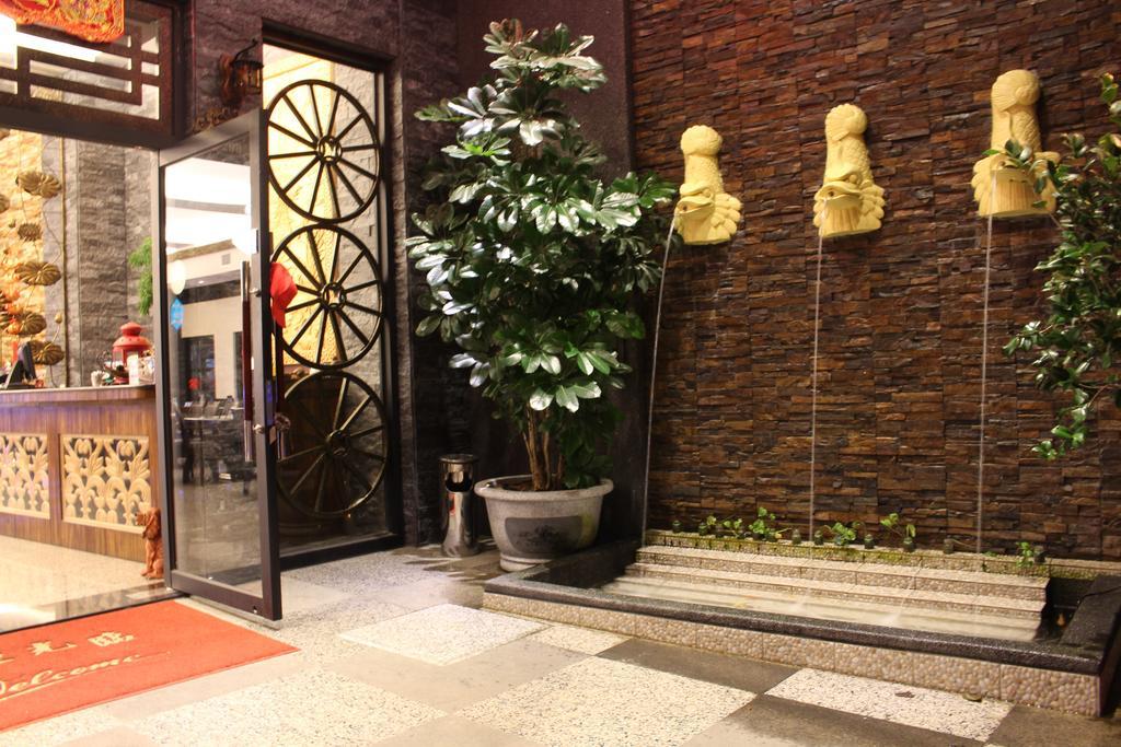Lu Fang View Bed & Breakfast Donggang Exterior photo